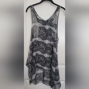 Pretty Angel black floral blouse, sz. Medium, black/gray